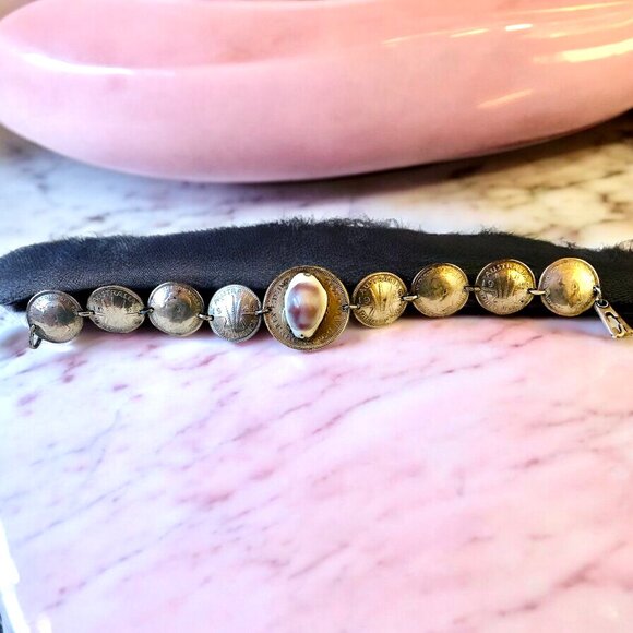 Australian Silver Coins WII Sweetheart Bracelet Shell Trench Art 6" - Picture 6 of 16